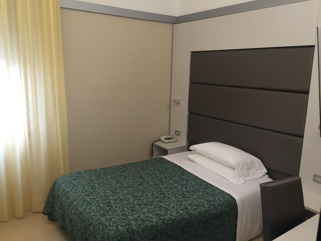 Hotel Elisabeth Due Fano Exterior foto