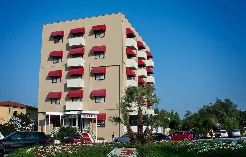Hotel Elisabeth Due Fano Exterior foto